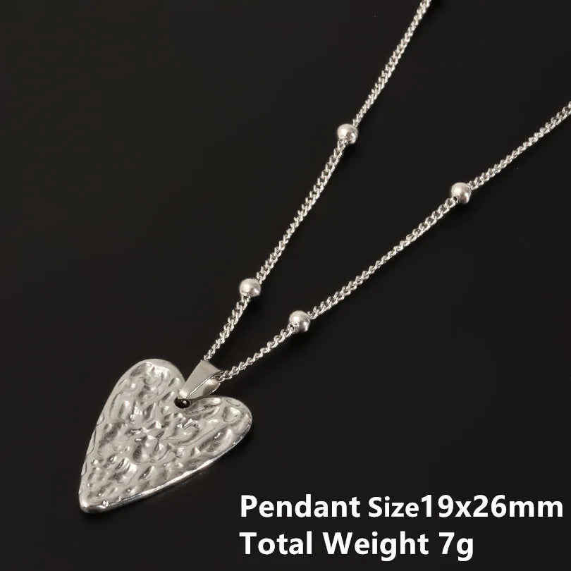 1Pc Religious Christian Catholic Sacred Heart Pendant Necklaces Stanless Steel Gothic Moth Textured Love Collares Jewelry