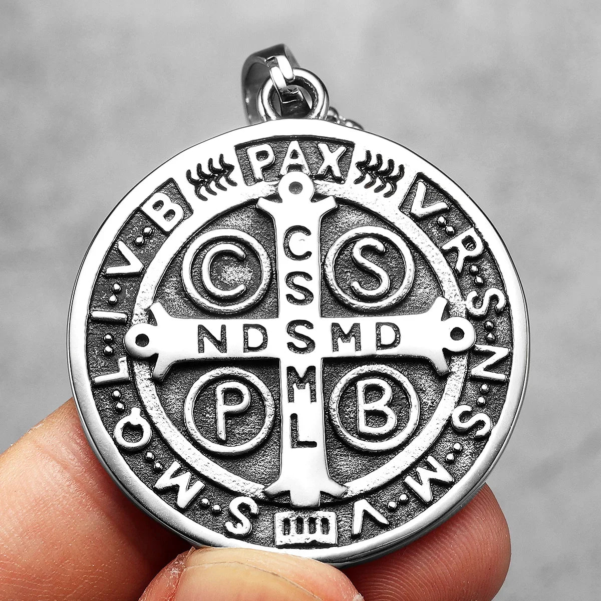 St.Benedict Exorcism Powerful Amulet Men Necklaces Stainless Steel Pendant Chain Women Jewelry Vintage Halloween Gifts Wholesale