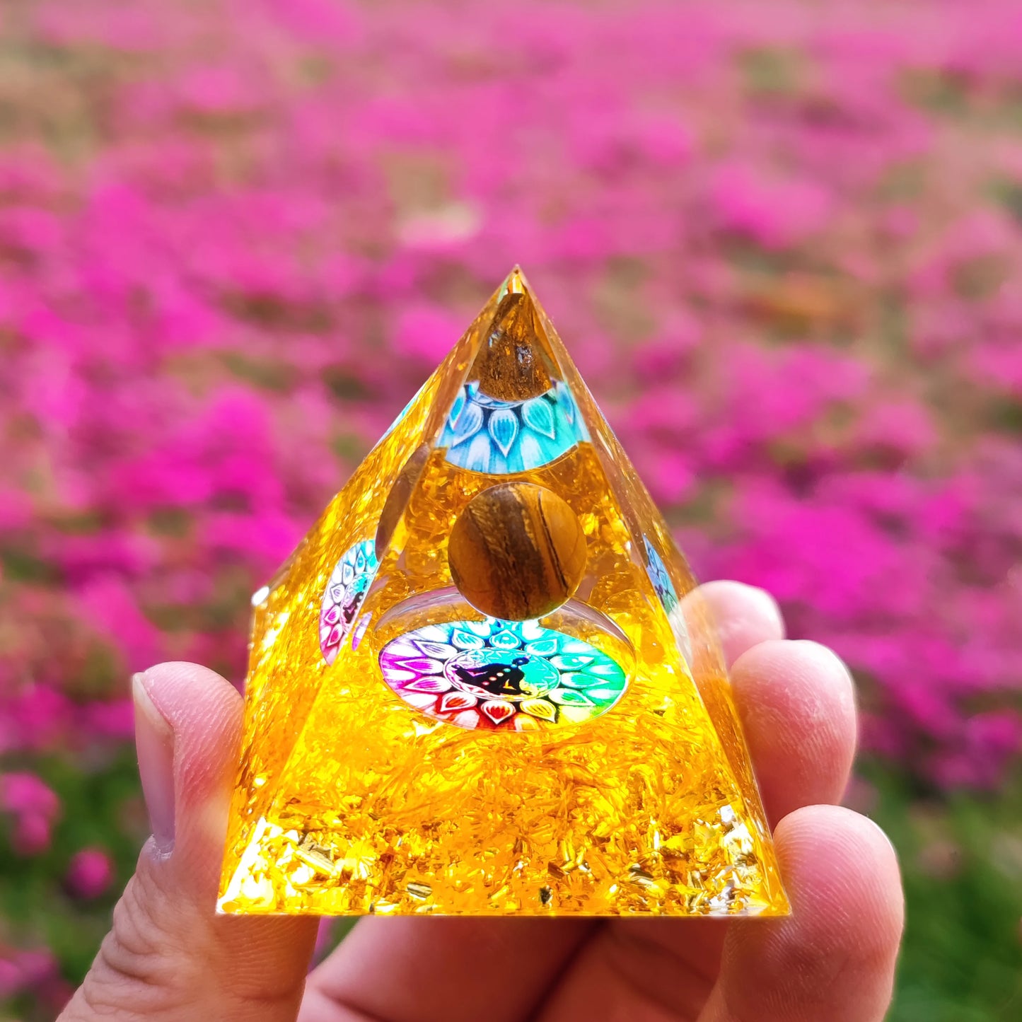 Energy Pyramid Orgonite Reiki Natural Amethyst Ball Healing Crystals Chakra Tool Ornaments Resin Stones Craft Kids Gift Pyramid