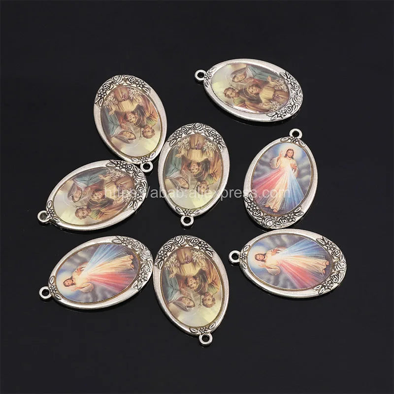 5 Pieces / New Catholic Virgin Mary Icon Pendant Medallion Jesus Figure Pendant Heart Shaped Catholic Rosary Catholic Medal